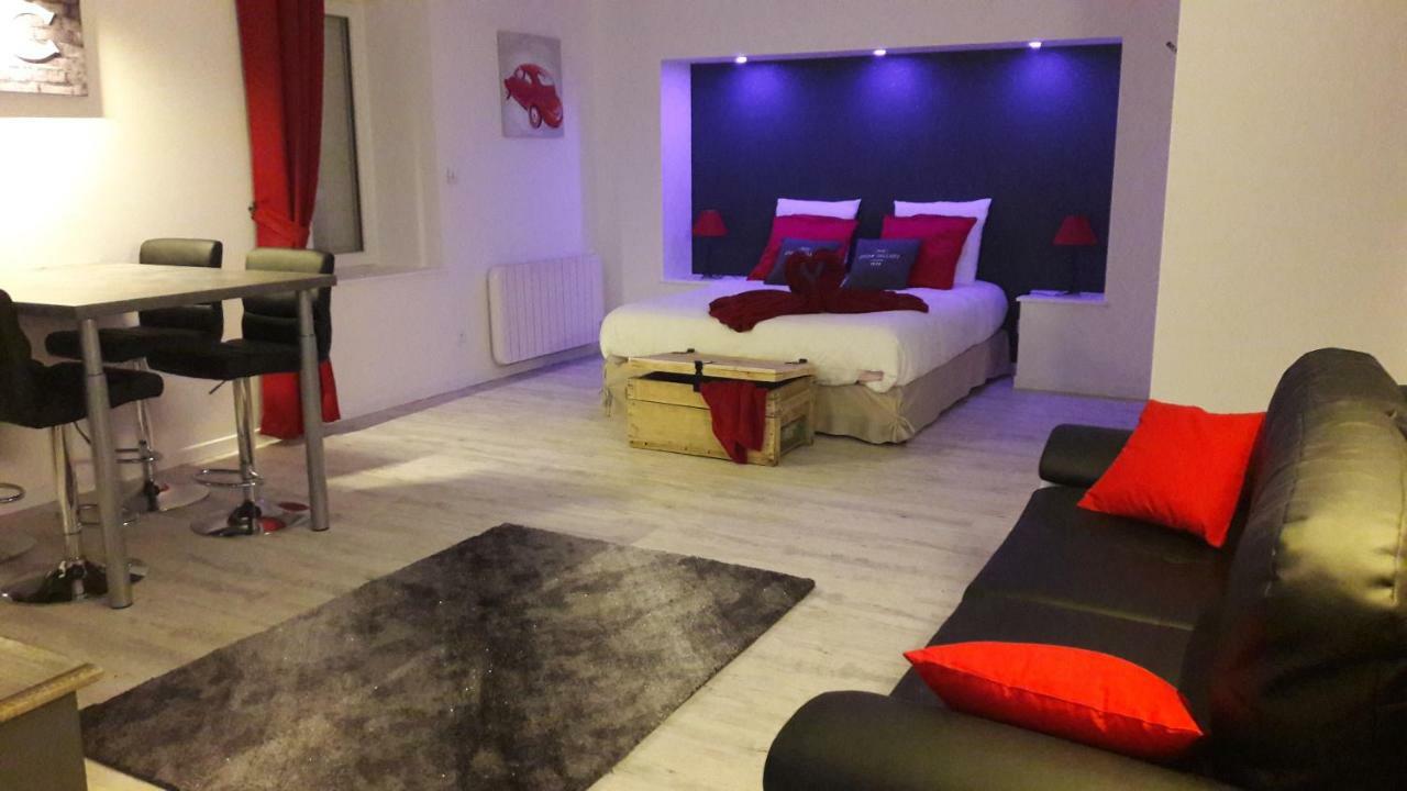 Au Fer A Cheval Hotel Gandelain ภายนอก รูปภาพ