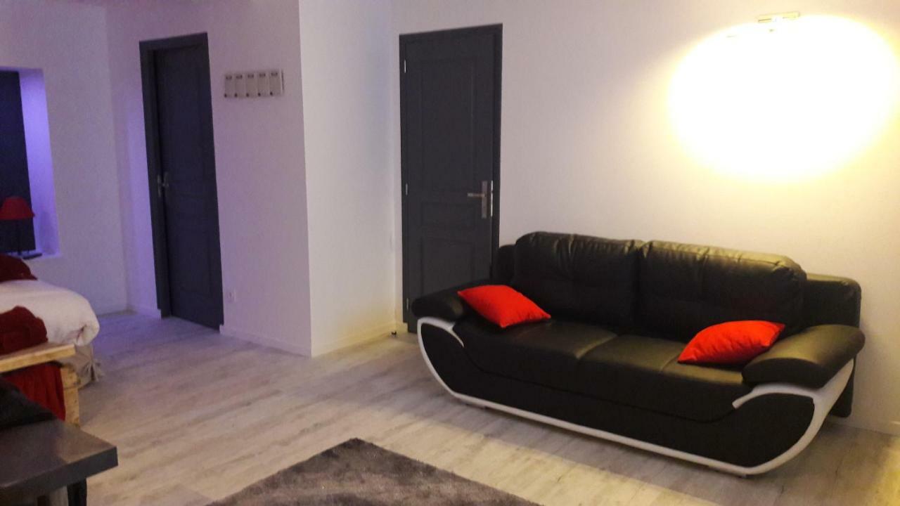 Au Fer A Cheval Hotel Gandelain ภายนอก รูปภาพ