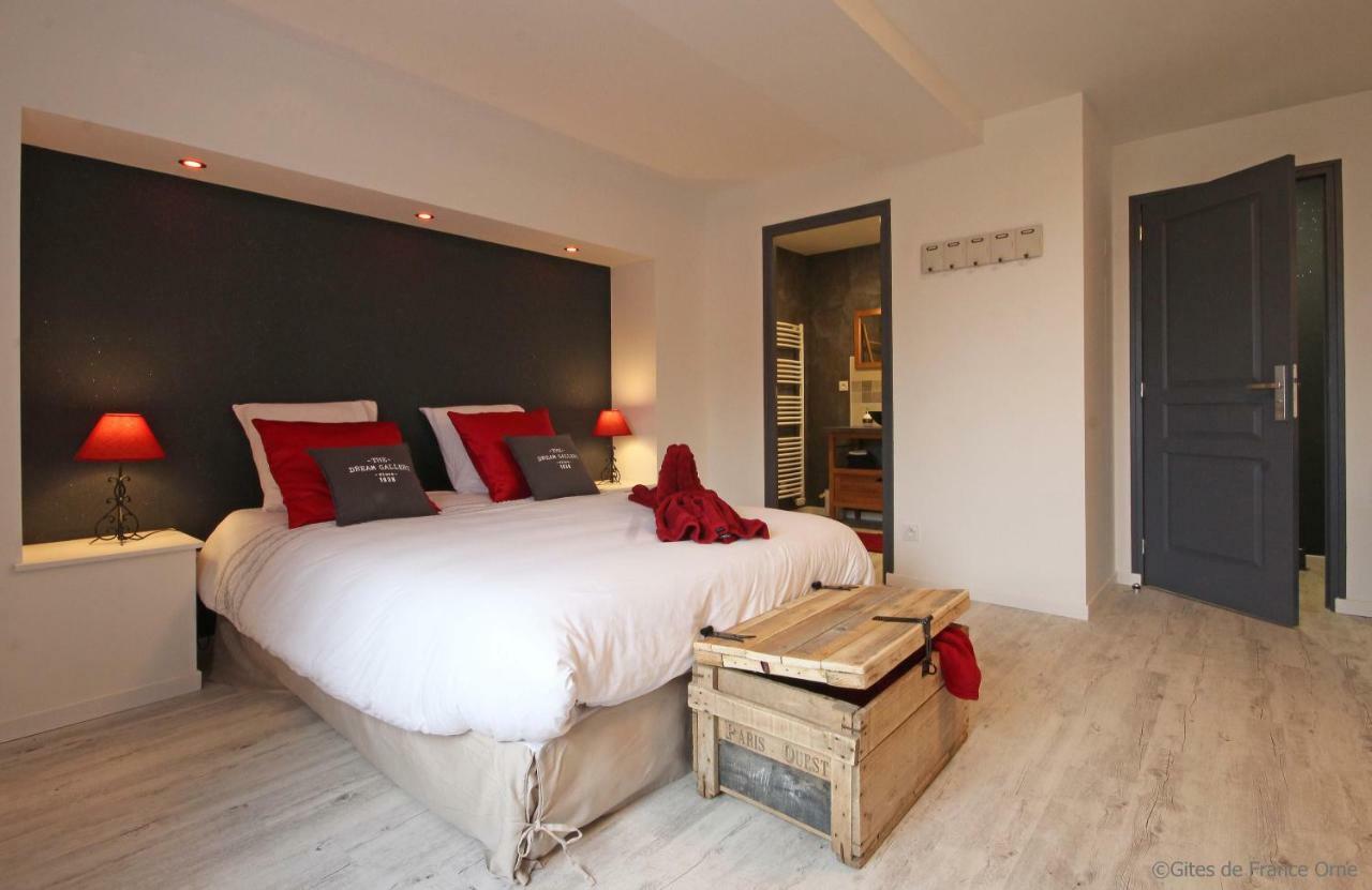 Au Fer A Cheval Hotel Gandelain ภายนอก รูปภาพ